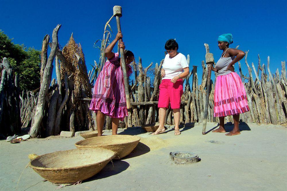 Ongula Village Homestead Lodge Ondangwa Zewnętrze zdjęcie